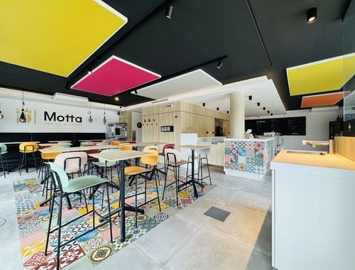                                         Bien commercial à vendre à Dilsen-Stokkem, € 329.000
