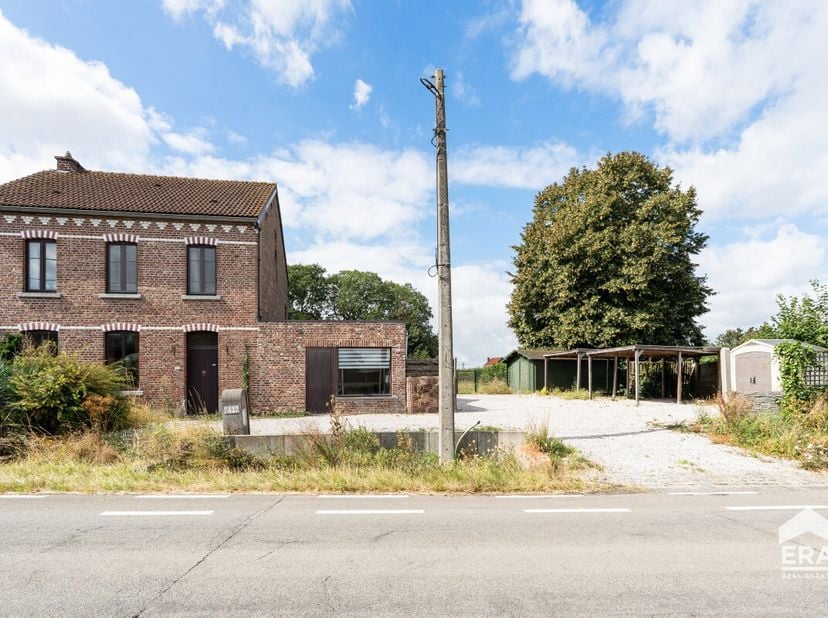 Huis te koop in Hannuitsesteenweg 399,
                    3300 Goetsenhoven