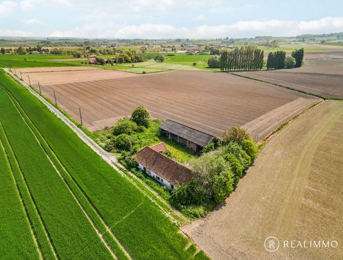                                         Woning te koop in Celles, € 350.000
