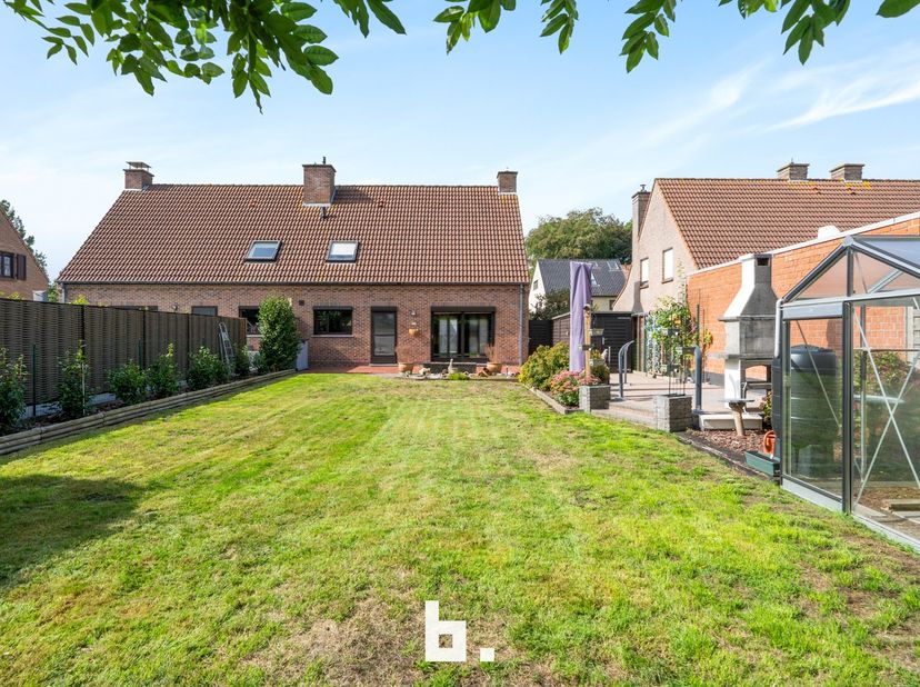 Huis te koop in Lange Molenstraat 87,
                    8200 Sint-Andries