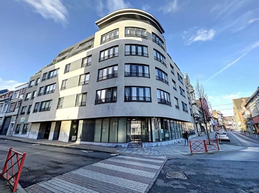 Appartement te huur in rue du Luxembourg  4 bus 31,
                    7700 Moeskroen