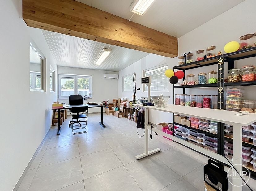 Bedrijfsvastgoed te huur in Rue Sous les Vignes 8 bus 1,
                    4101 Jemeppe