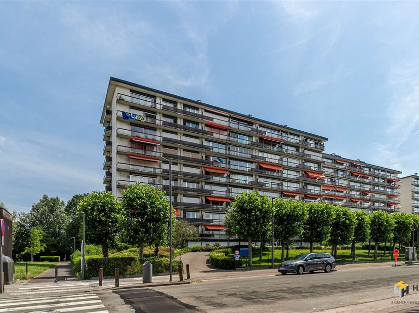 Appartement à rénover (80 m²) avec 1 chambre et 2 terrasses à Merksem<br />
Situé dans la Nieuwdreef, cet appartement bénéficie d'un emplacement centr