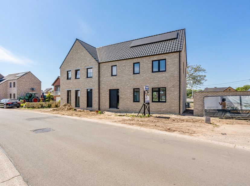 Maison à vendre
                    à 3680 Neeroeteren