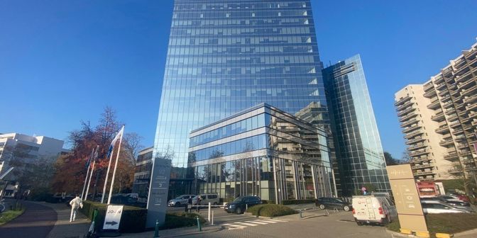 Bien professionnel à louer à Desguinlei 92 - V10 boîte a, 2018 Antwerpen