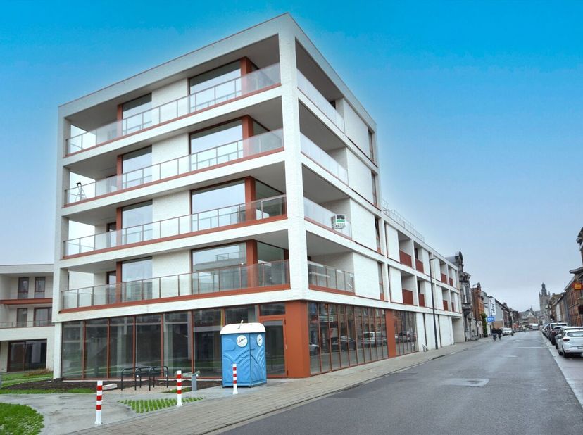 Appartement te huur in Diksmuidsesteenweg 154,
                    8800 Roeselare