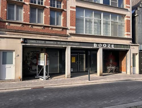                                         Handelszaak te huur in Lier, € 3.500

