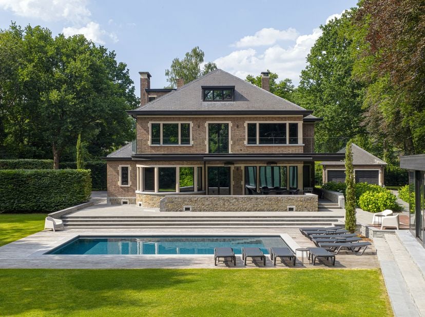 Huis te koop in Alfons Servaislei 84,
                    2900 Schoten