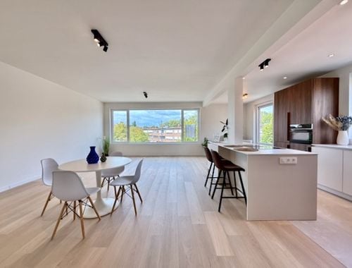                                         Appartement te koop in Wilrijk, € 365.000
