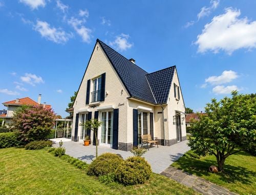                                         Villa à vendre à Sint-Idesbald, € 650.000
