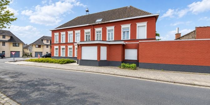 Appartement te koop in Oostrem 1 bus 1, 8800 Roeselare