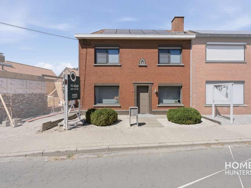 Huis te koop in Neerwaastenstraat 4,
                    8902 Hollebeke