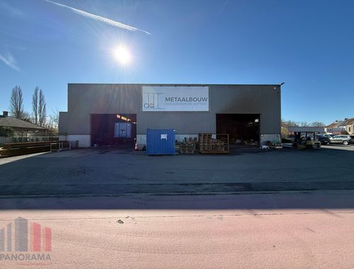                                         Bâtiment d’entreprise à louer à Melle, € 17.000
