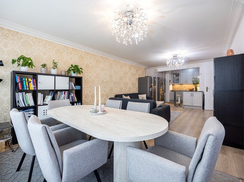 Appartement à vendre à August Van De Wielelei 297 boîte 101,
                    2100 Deurne