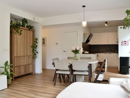                                         Appartement à vendre à Antwerpen, € 325.000
