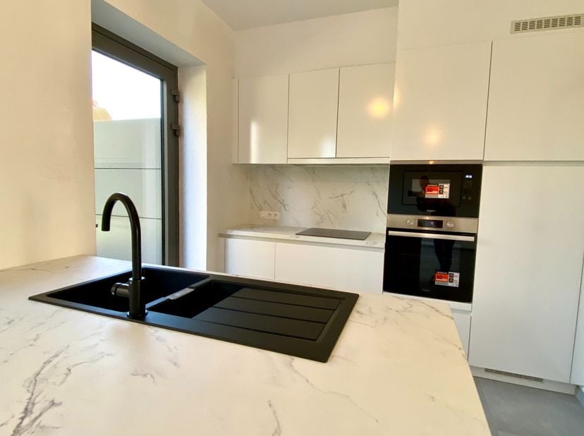 Deze nieuwbouw woning ( 4.12) met 3 slaapkamers is gelegen in Herzele, midden in het groen.&amp;nbsp; Het maakt deel uit van het innovatief woonproject Tr