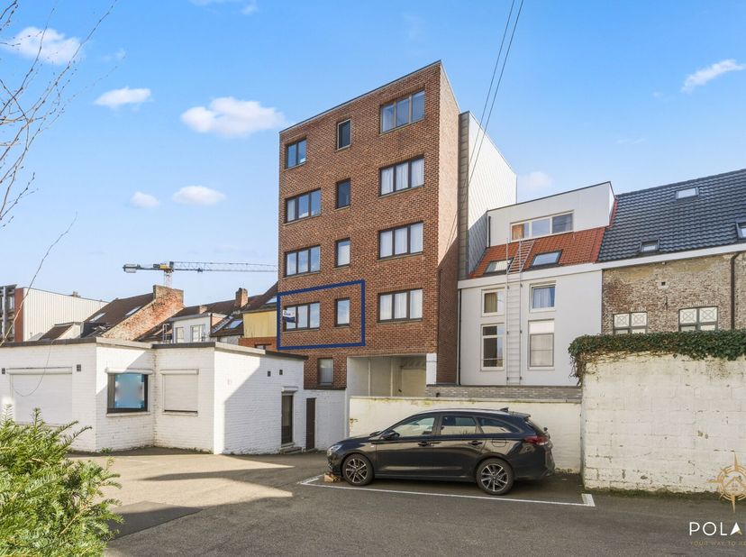 Dans un emplacement excellent, à distance de marche du centre de Louvain, se trouve cet appartement d'une chambre avec une surface habitable de 36 m²