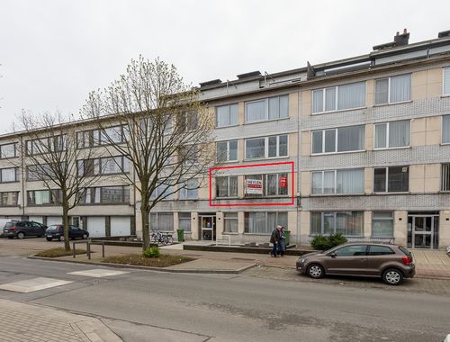                                         Appartement à vendre à Deurne, € 112.000
