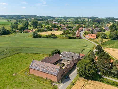                                         Hoeve te koop in Ellezelles, € 745.000
