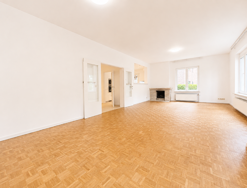                                         Appartement te huur in Ukkel, € 1.430
