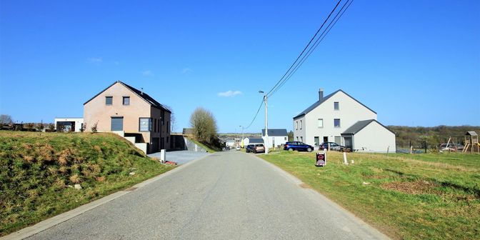 Terrain à vendre à 5600 Surice