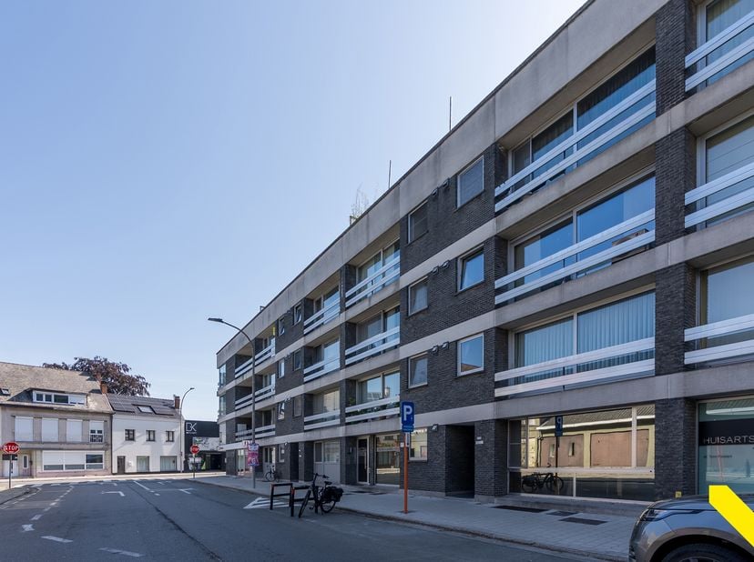 Appartement te koop in Pastoor van Neylenstraat 21,
                    2440 Geel