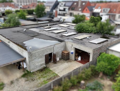                                         Entrepôt à vendre à Kuurne, € 300.000
