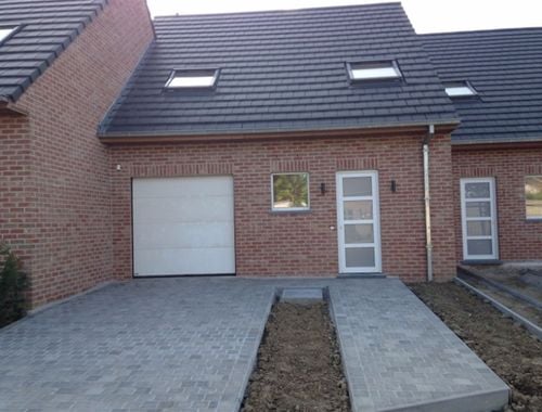                                        Woning te huur in Sint-Denijs, € 1.100
