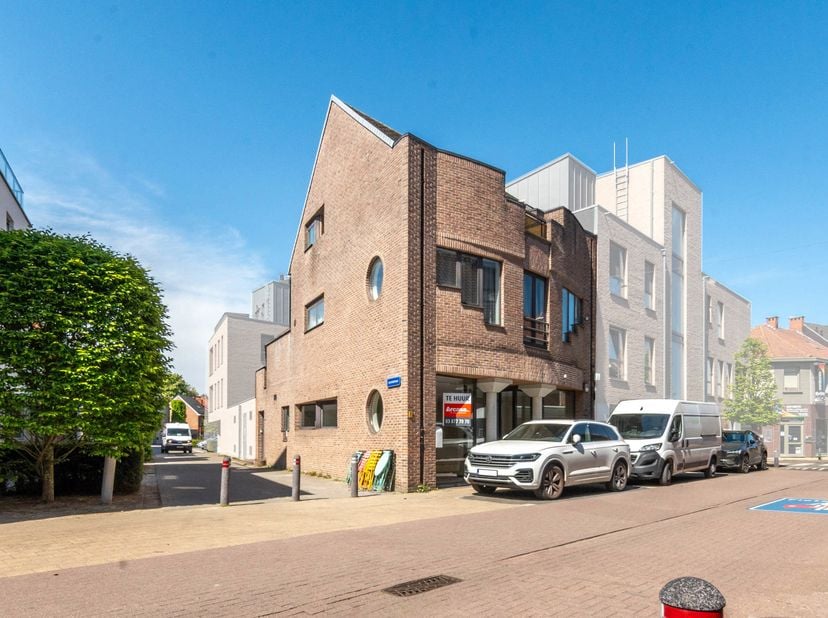 Huis te koop in Provinciale Steenweg 82,
                    2627 Schelle