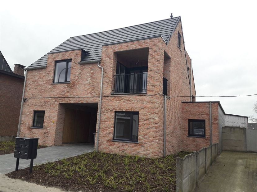 Appartement à louer
                    à 2560 Nijlen