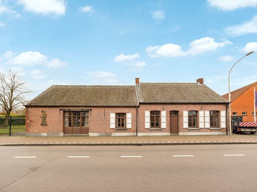 Maison à vendre
                    à 2980 Zoersel