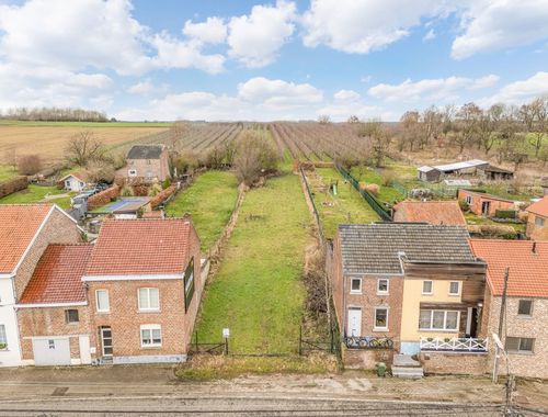                                         Terrain à bâtir à vendre à Heers, € 99.000
