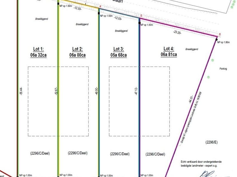 Vier bouwgronden voor halfopen bebouwing  Tessenderlo-Ham. <br />
Richtprijs per lot: €130.000. <br />
Vier mooi gelegen percelen langs de Turnhoutseb