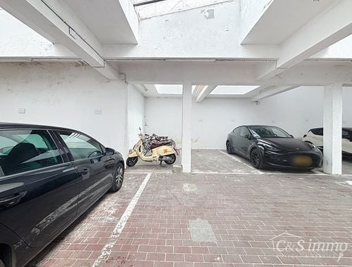                                         Kelder garage te huur in Antwerpen, € 130
