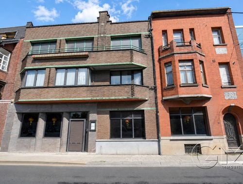                                         Gemengd gebruik te koop in Moeskroen, € 425.000
