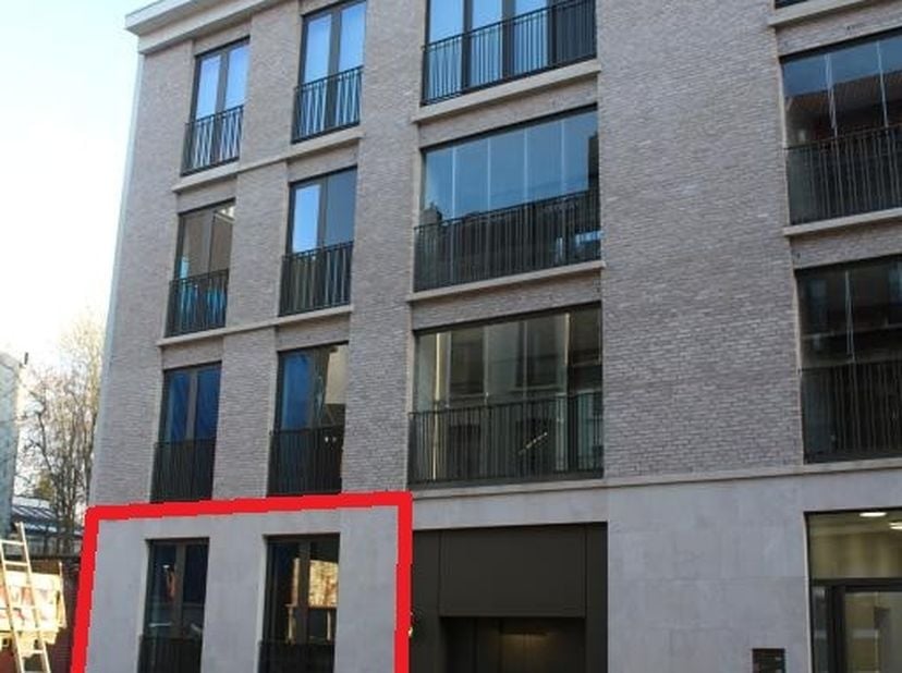 Schitterend project (6 appartementen / 1 Penthouse) met een topligging (zijstraat Marnixplaats - hartje Antwerpen). Dit prachtige doorkijkappartement