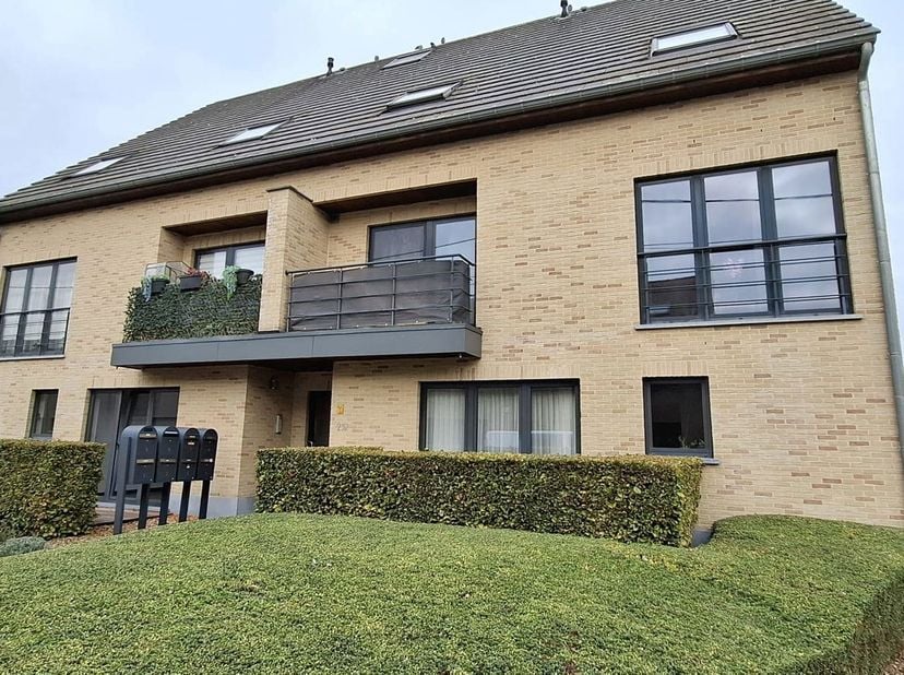 Appartement te koop in Dorpsstraat 232,
                    3078 Meerbeek