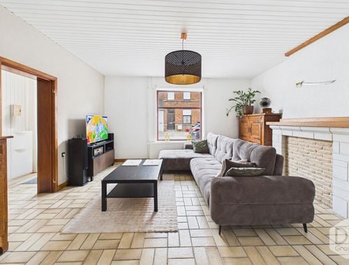                                         Woning te koop in Péronnes-lez-Antoing, € 229.000
