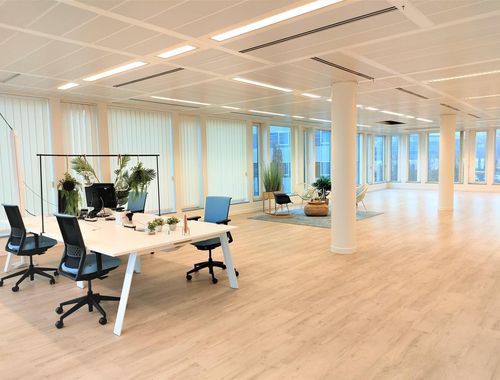                                         Immeuble de bureaux à louer à Braine-l'Alleud, € 5.575
