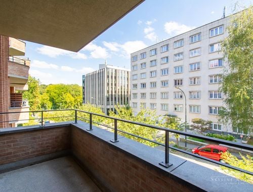                                         Appartement à louer à Auderghem, € 1.200
