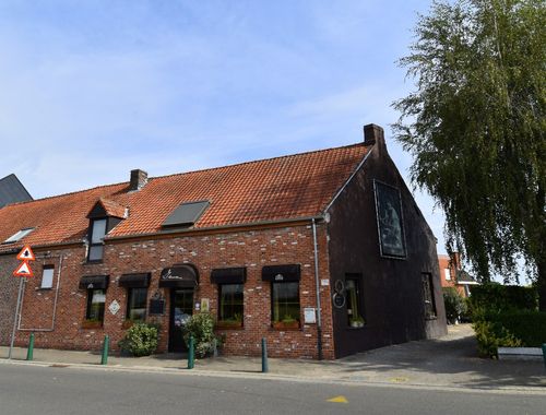                                         Salon de thé à vendre à Gullegem, € 298.000
