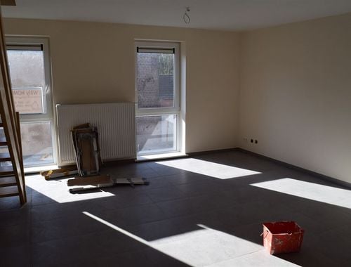                                         Appartement à louer à Péruwelz, € 675
