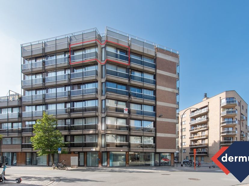 Dit charmante appartement met één slaapkamer is gelegen op de zesde verdieping van residentie Neptunus. Dit is de ideale investering voor een starter