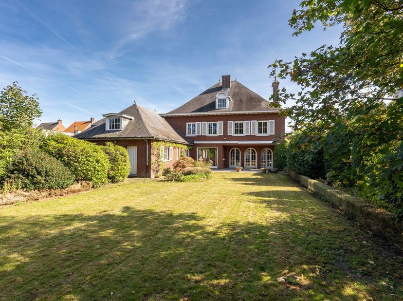 Huis te koop in Lodewijk de Konincklaan 272,
                    2320 Hoogstraten