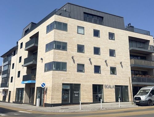                                         Bureaux à louer à Wetteren, € 1.700
