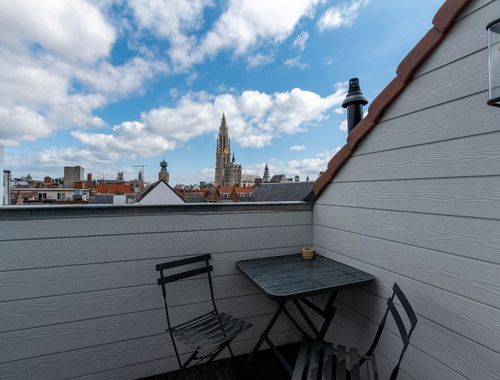                                         Duplex te huur in Antwerpen, € 1.250
