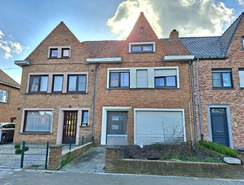                                         Maison à vendre à Sint-Andries, € 330.000
