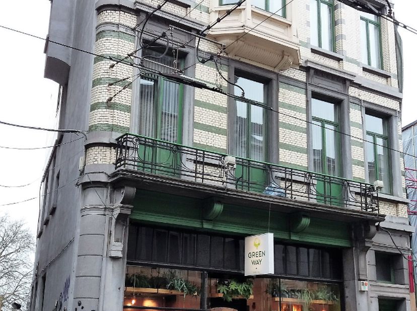 ENKEL STUDENTEN/ ONLY STUDENTS , GEEN DOMICILIE/ NO DOMICILE.<br />
Deze studentenkamers situeren zich in het hartje van Gent, en maken deel uit van e