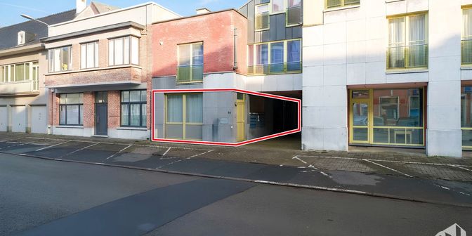 Bien professionnel à vendre à Rue de l'Athénée 56, 7500 Tournai