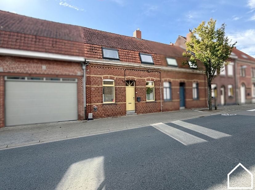 Maison à vendre à Dikkebusseweg 509,
                    8900 Dikkebus